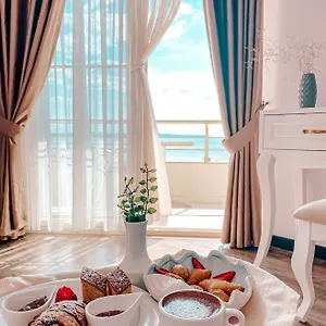 4* Otel Majestic