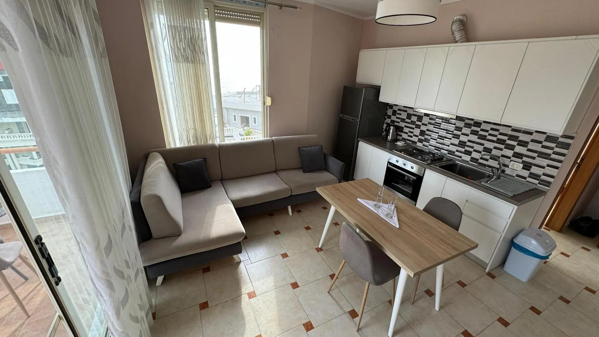 Sea View Apartment Shkembi I Kavajes Durres